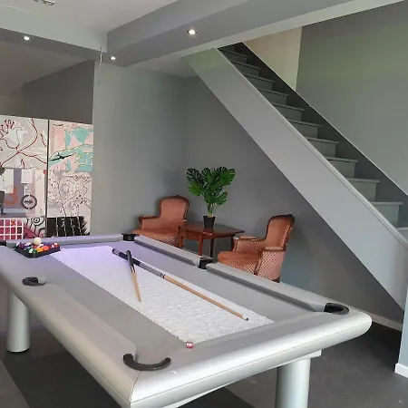 Maison Spacieuse 3 Chambres, Billard, Proche Zenith, Vakantiehuis Perignat-les-Sarlieve